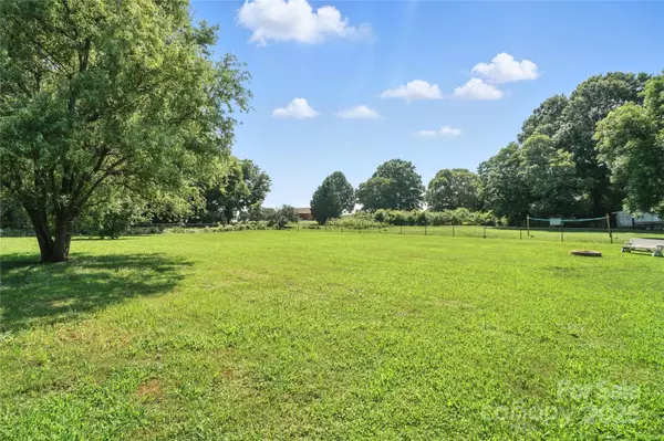 Albemarle, NC 28001,29636 Lakeside DR
