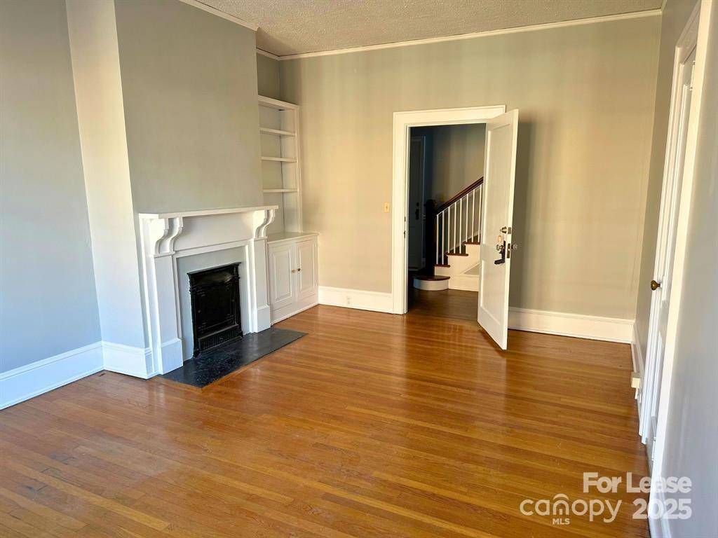 Lincolnton, NC 28092,417 E Main ST #101