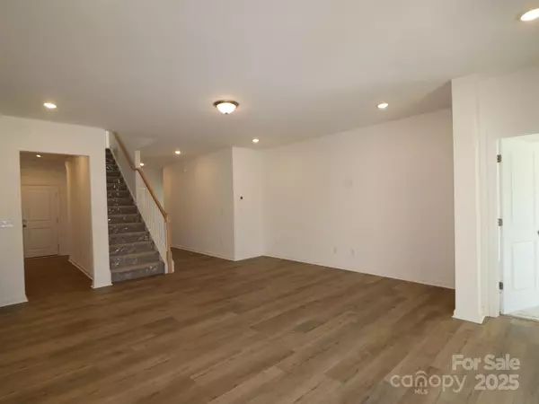 York, SC 29745,1482 Kate Cecil WAY