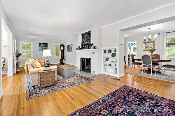 Montreat, NC 28757,177 Mississippi RD