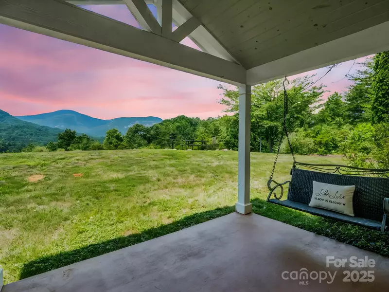 198 Sugarbush PT, Lake Lure, NC 28746