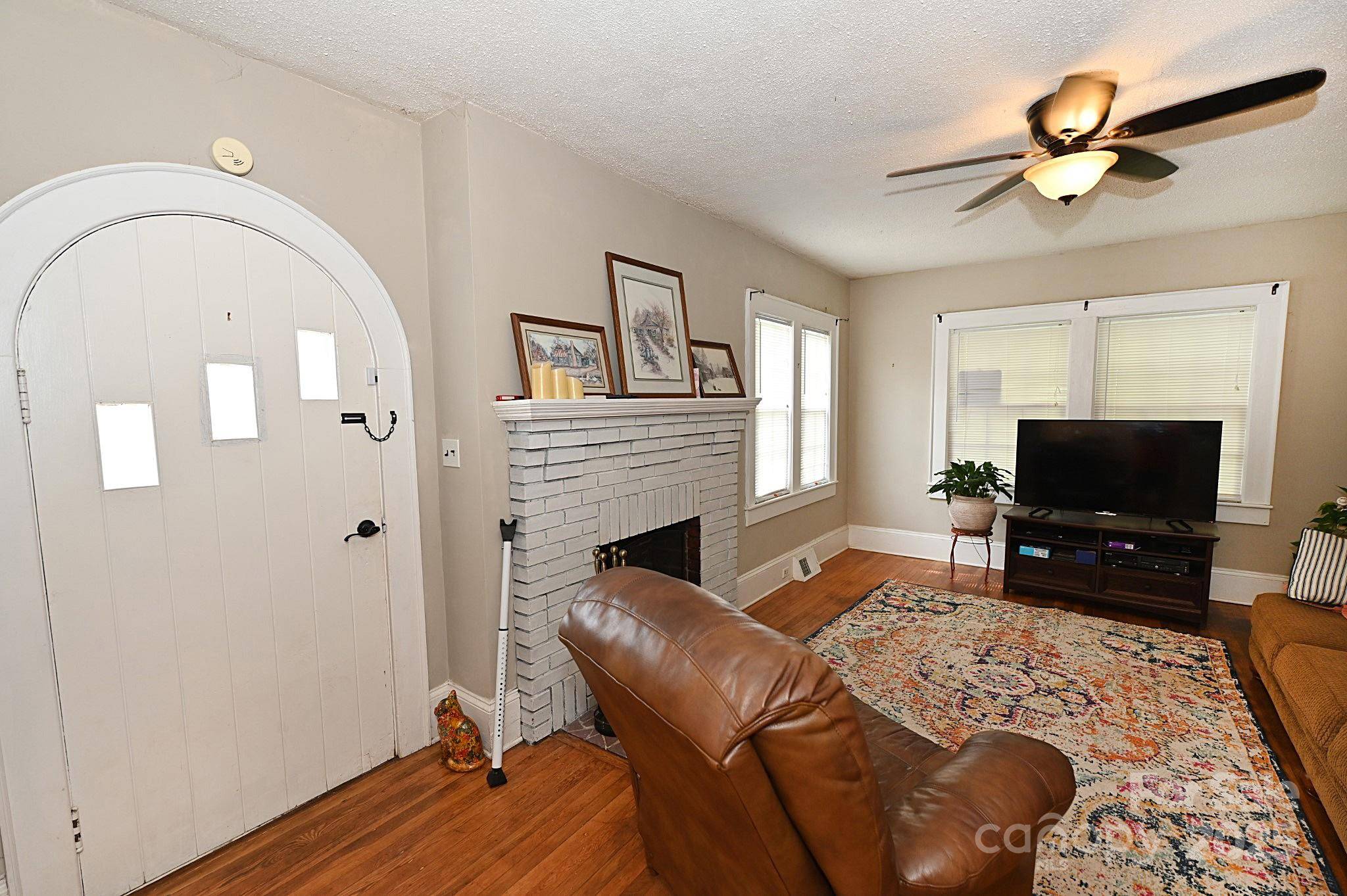 Lincolnton, NC 28092,792 W NC Hwy 150 ST