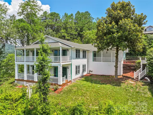 Waynesville, NC 28786,371 Clearview DR