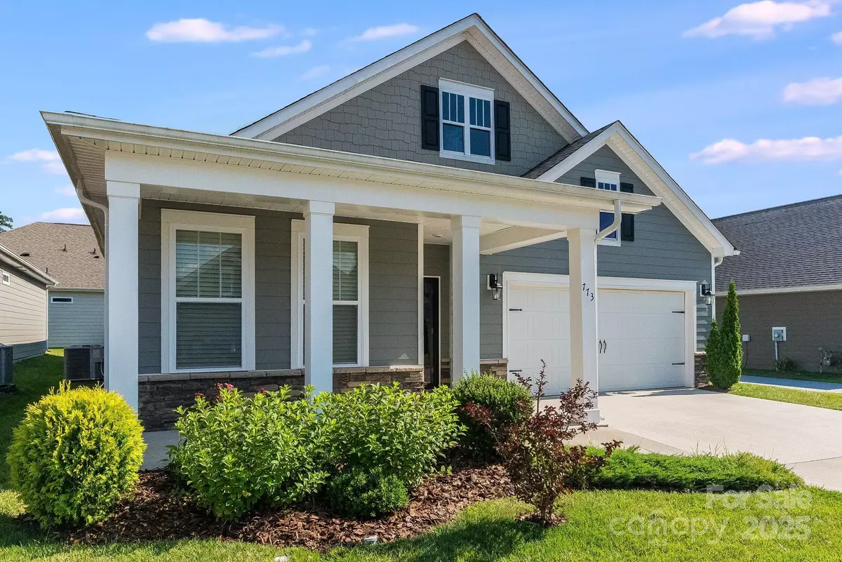 Flat Rock, NC 28731,773 Summerfield PL
