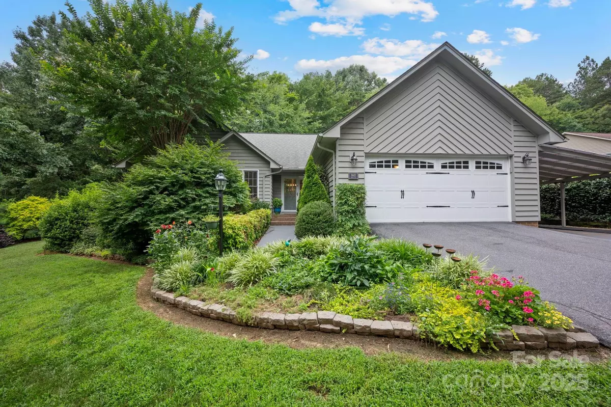 Mooresville, NC 28117,140 Quiet Cove RD
