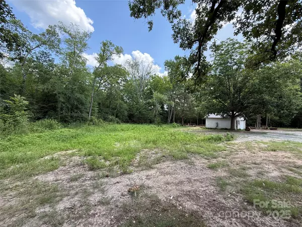 Matthews, NC 28104,14721 Lawyers RD