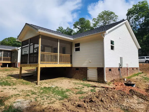 Chester, SC 29706,154 Hinton ST