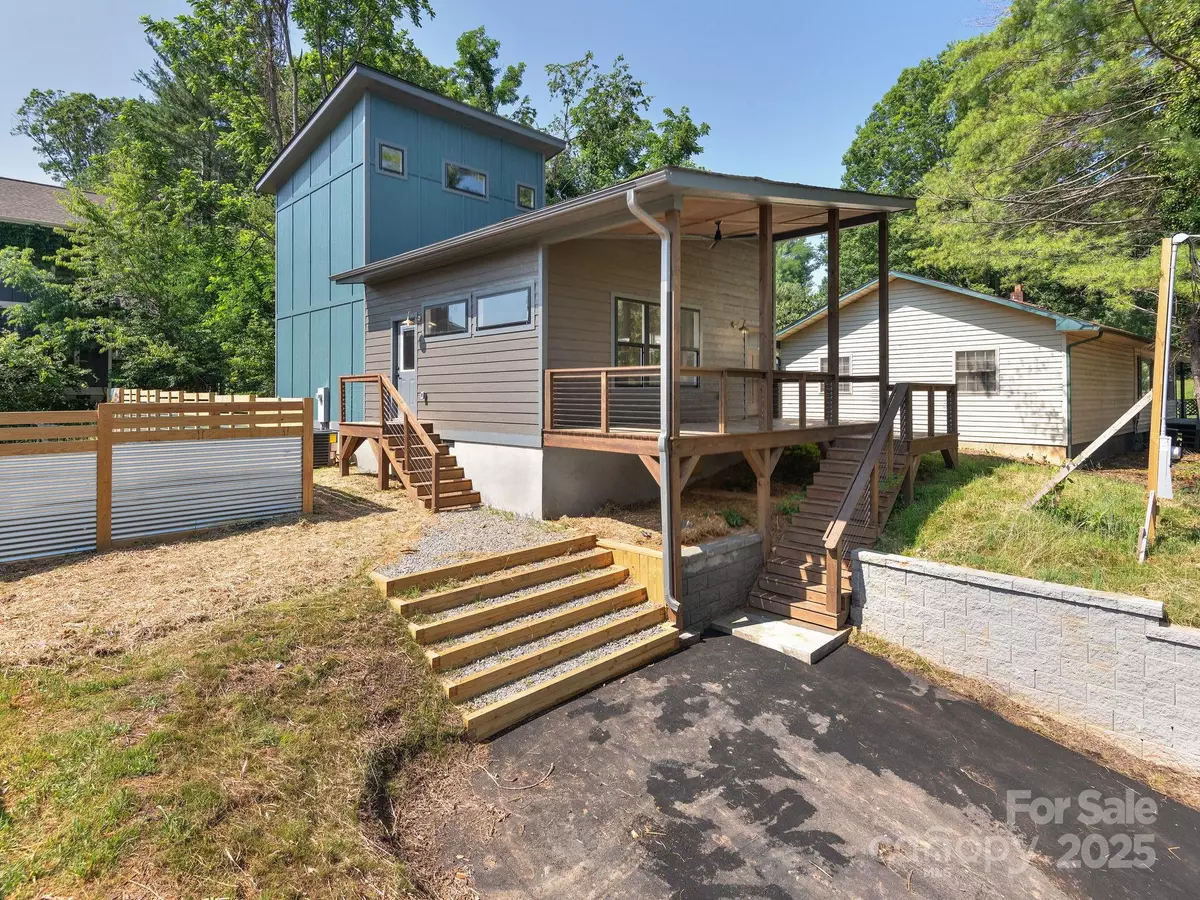 Asheville, NC 28803,85 Fairview AVE