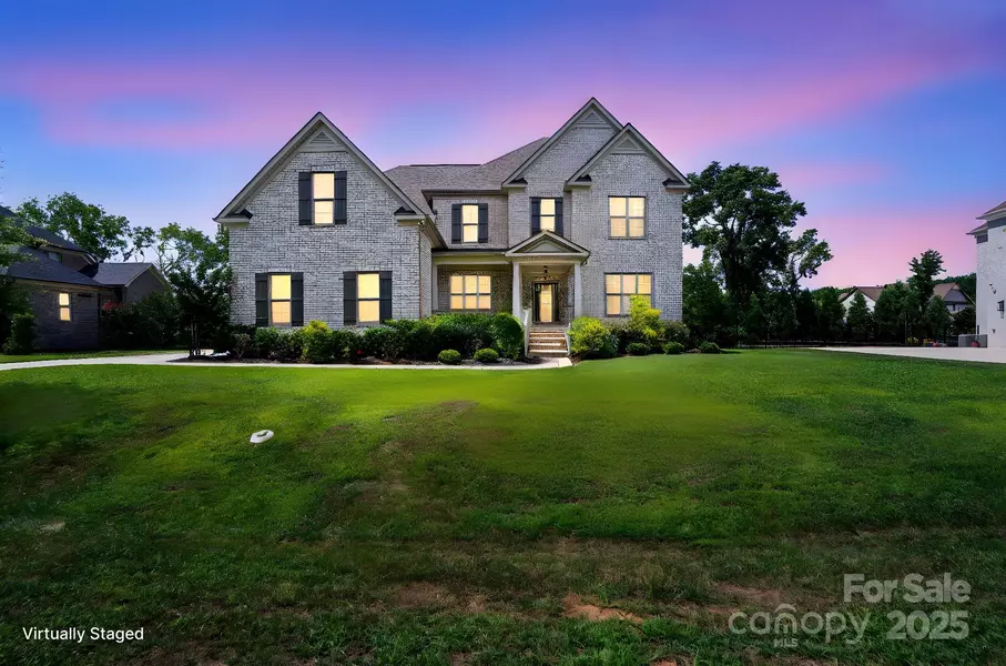 1206 Grand Oak DR, Waxhaw, NC 28173
