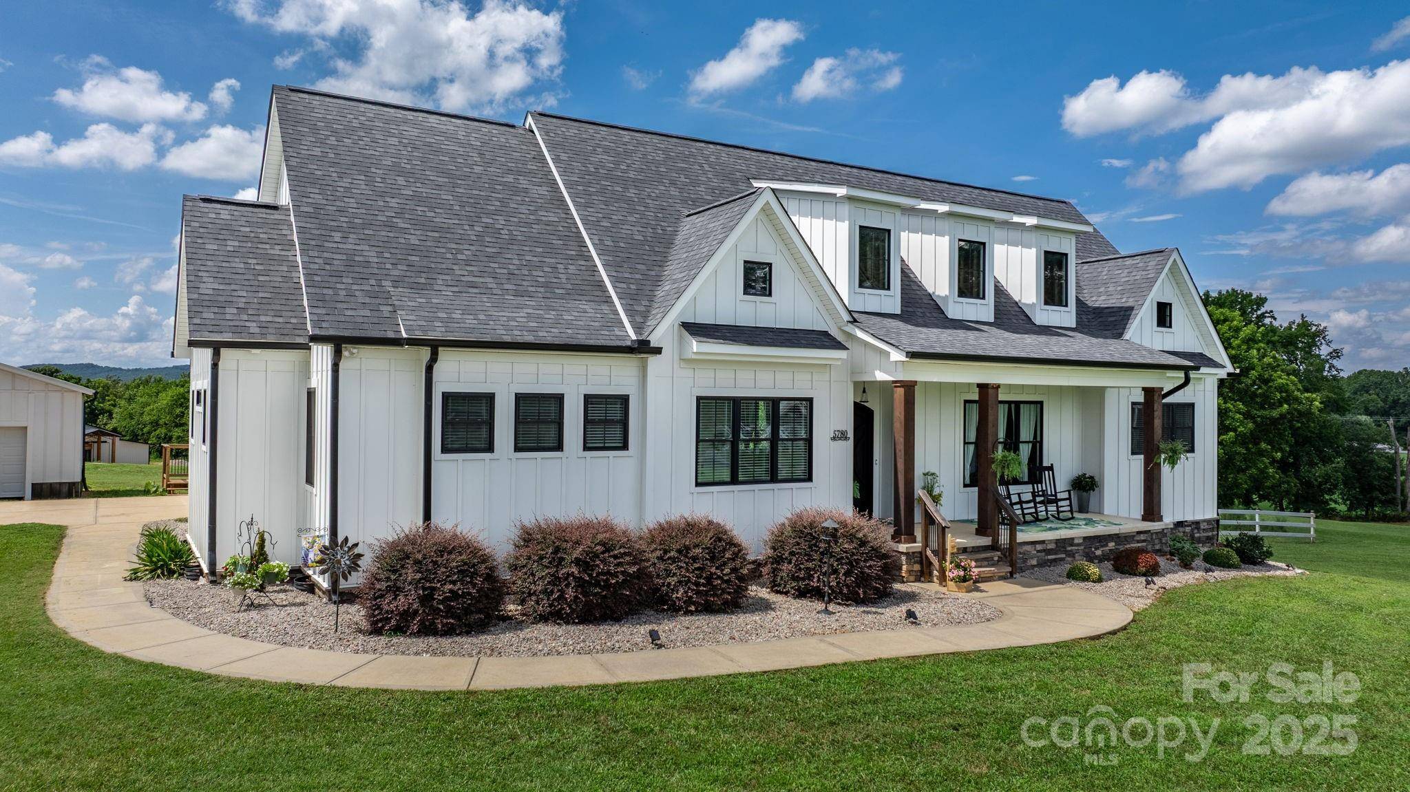 Hickory, NC 28602,5780 W NC 10 HWY