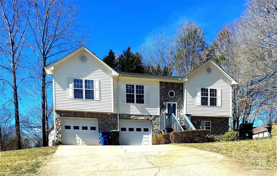 1609 Indian Springs DR NW #35, Conover, NC 28613