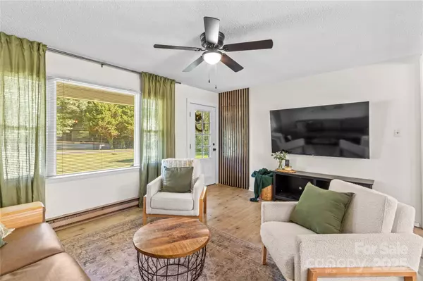 Statesville, NC 28625,154 Windy Hill RD