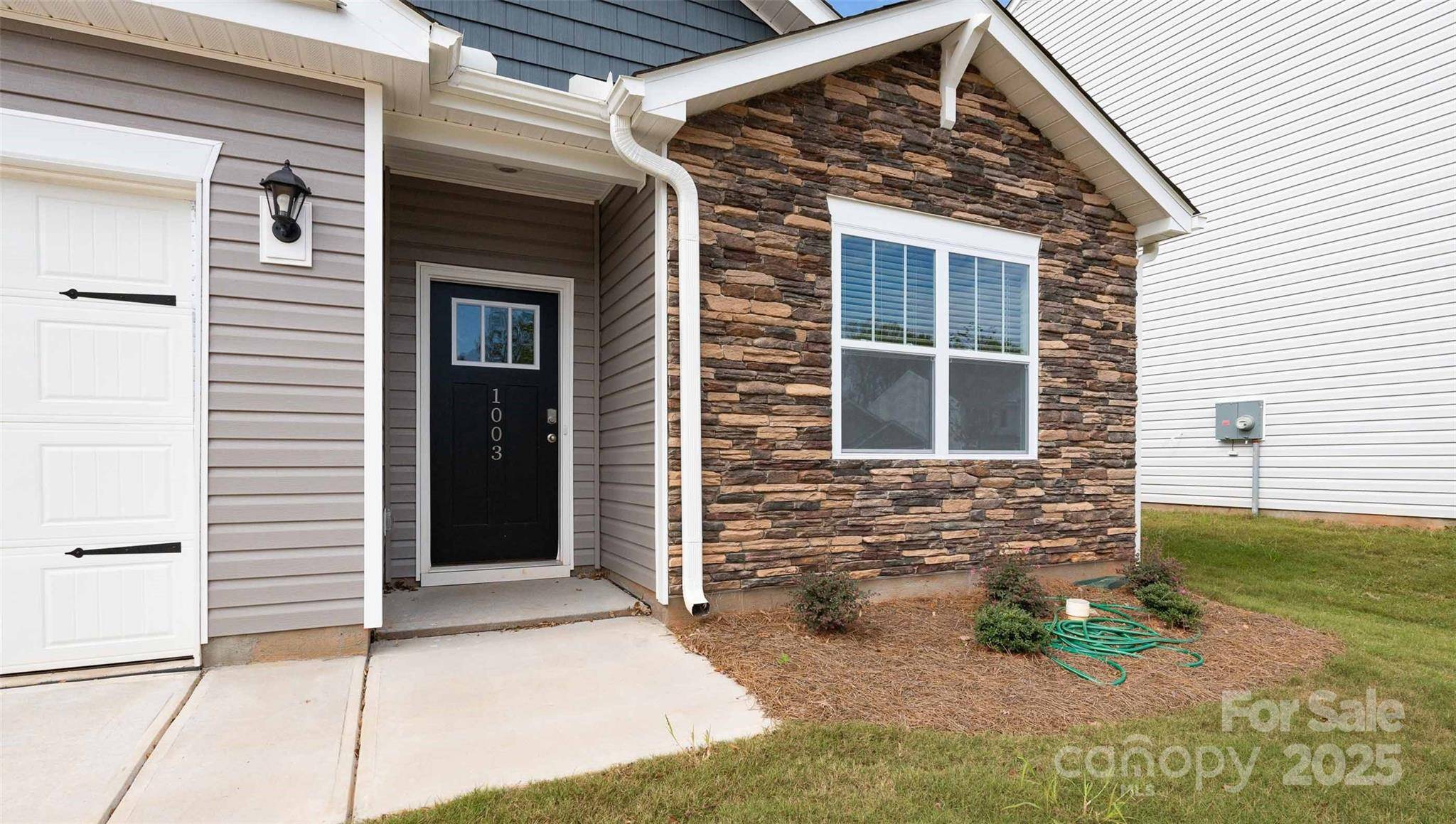 Fletcher, NC 28732,245 Shorthorn RD