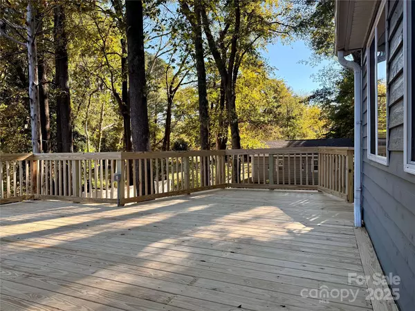 Charlotte, NC 28226,7215 Connan LN