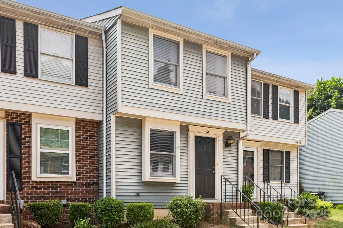 Charlotte, NC 28213,9445 Lexington CIR #C