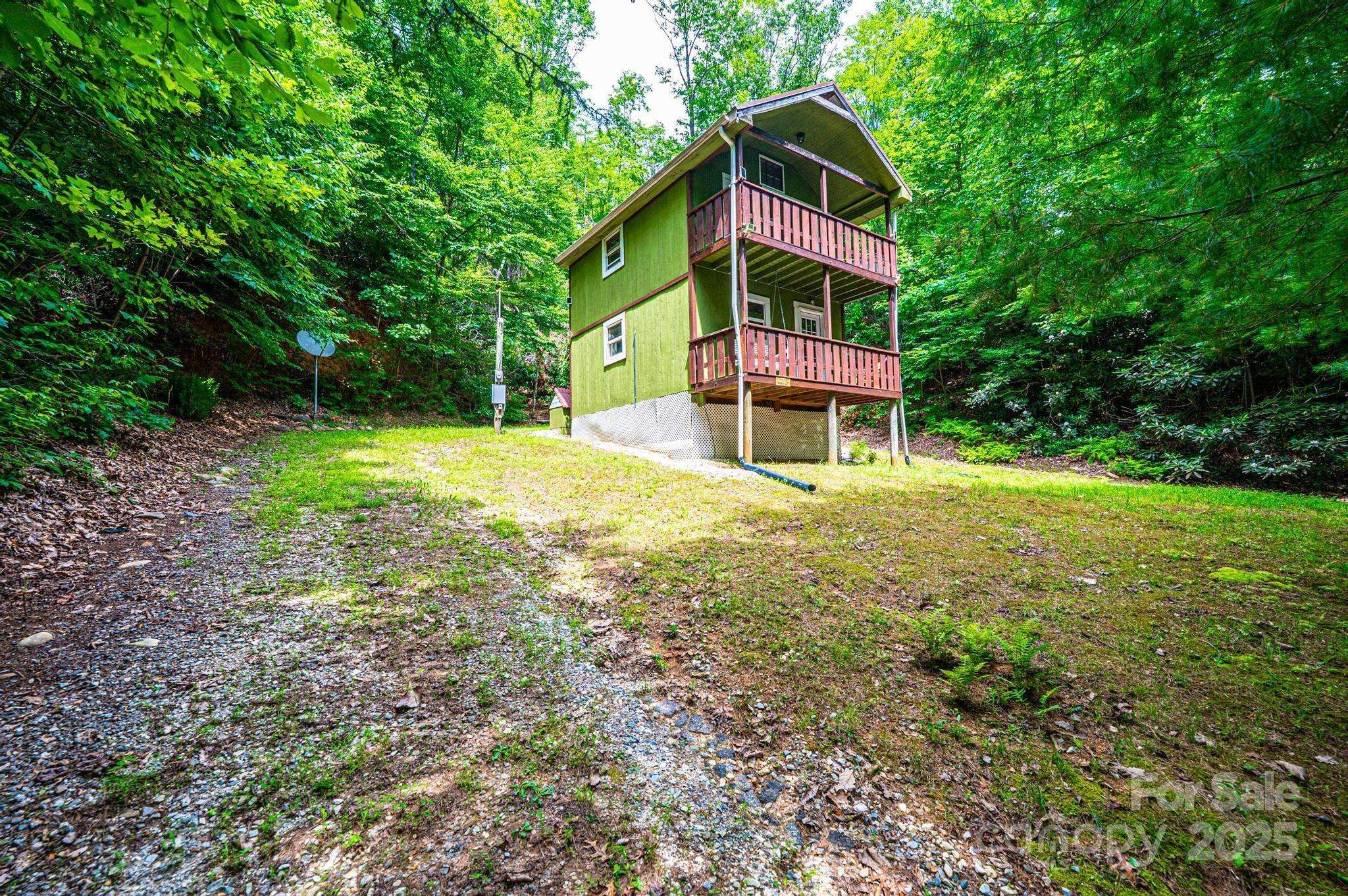 Collettsville, NC 28611,4462 Maple Grove Church RD