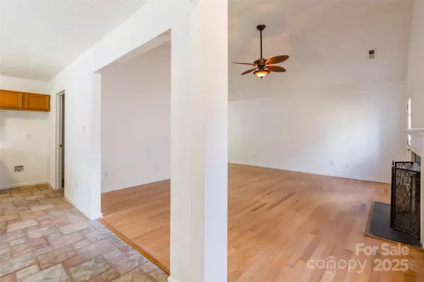 Matthews, NC 28104,5121 Poplar Glen DR