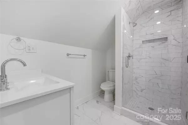 Charlotte, NC 28215,5337 Kildare DR