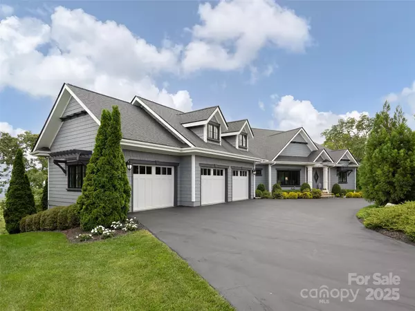 Hendersonville, NC 28792,89 N Snow Ridge DR