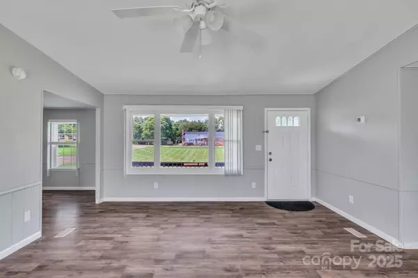 Statesville, NC 28625,599 Scotts Creek RD