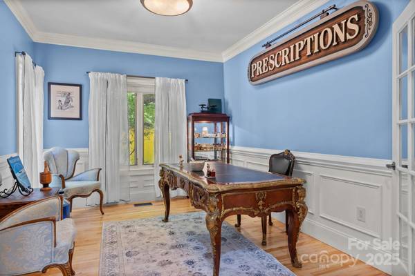 Asheville, NC 28803,11 Hearthstone DR