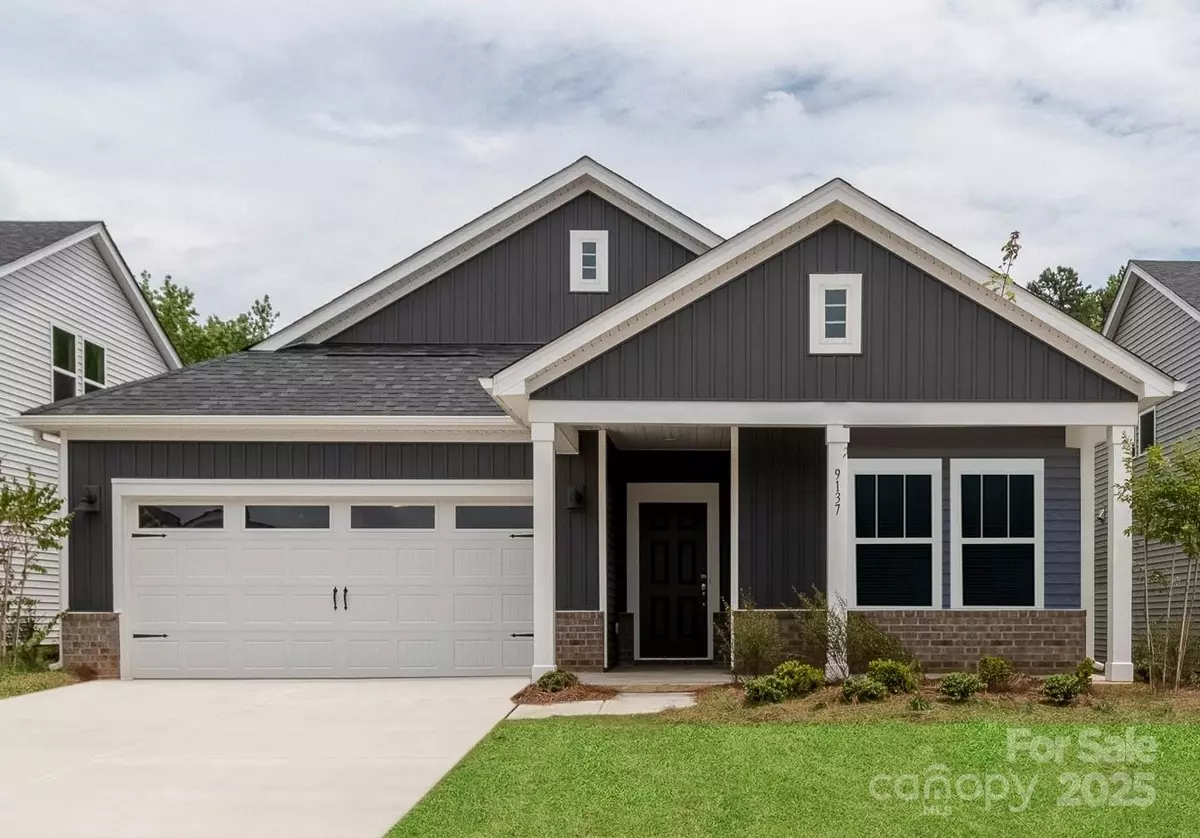 York, SC 29745,818 Santina AVE