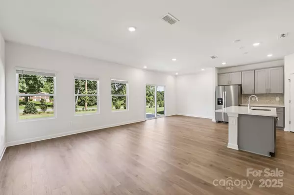 Mocksville, NC 27028,107 Heritage Valley CT