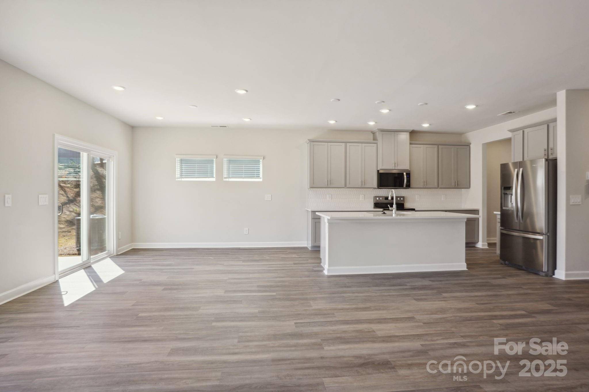 Mooresville, NC 28115,132 Satchel CT