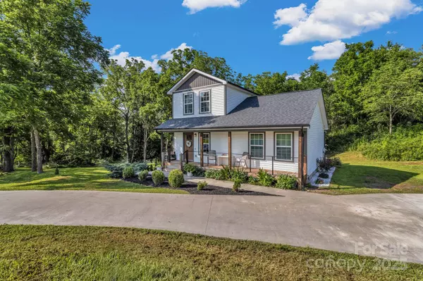 1024 Bear Creek RD, Leicester, NC 28748