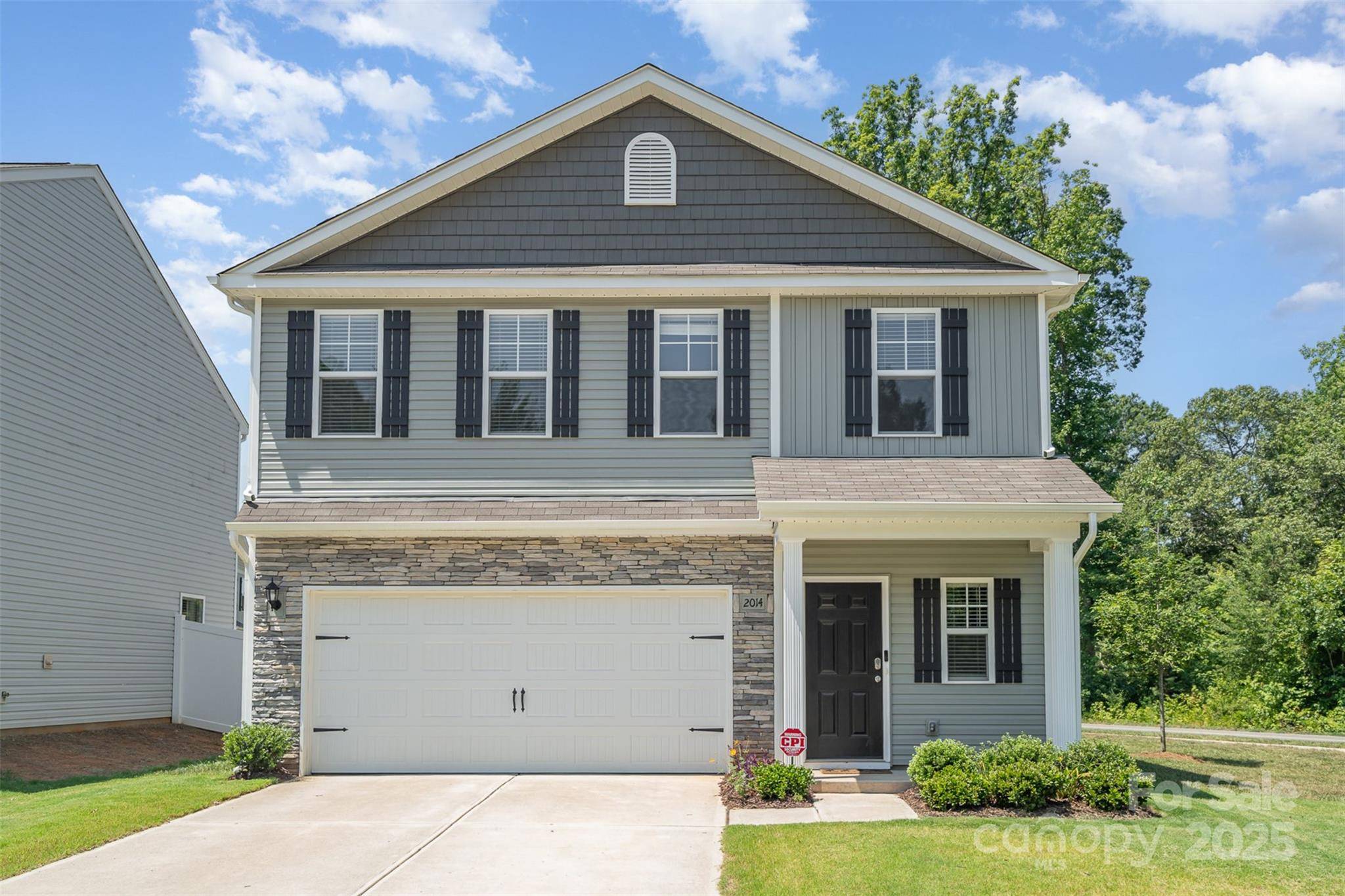 2014 Karen Woods LN, Charlotte, NC 28216