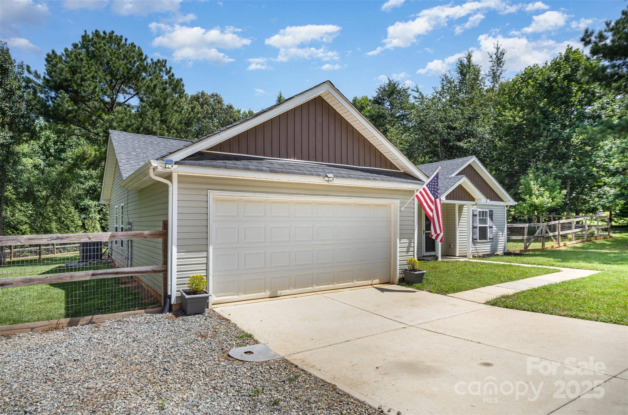 Stanley, NC 28164,457 Summer Ridge RD