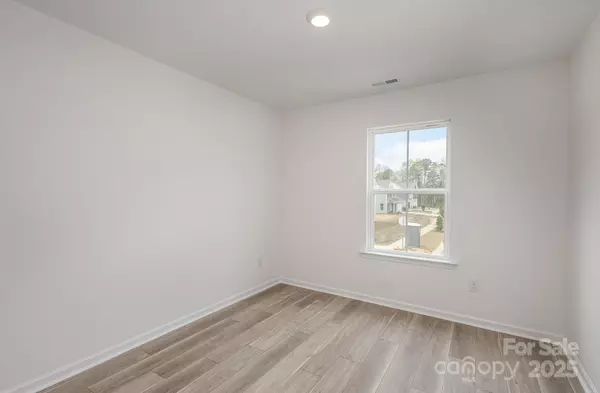 Charlotte, NC 28214,3035 Breslin ST