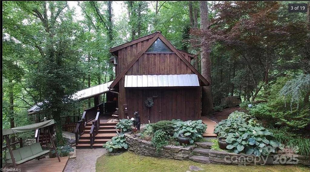 Purlear, NC 28665,1612 Fall Creek RD