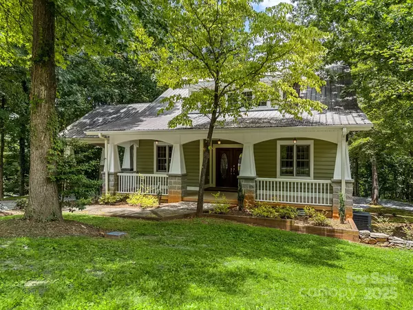 Tryon, NC 28782,147 Woodland RD