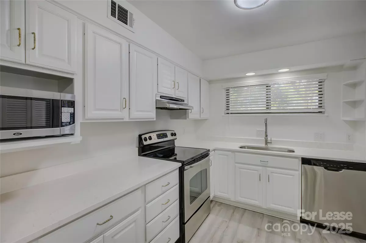 Charlotte, NC 28226,11514 Turn Stone CT