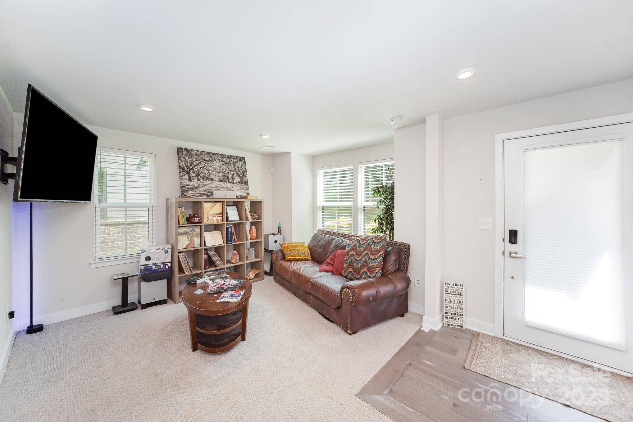 Charlotte, NC 28211,334 Chattooga WAY