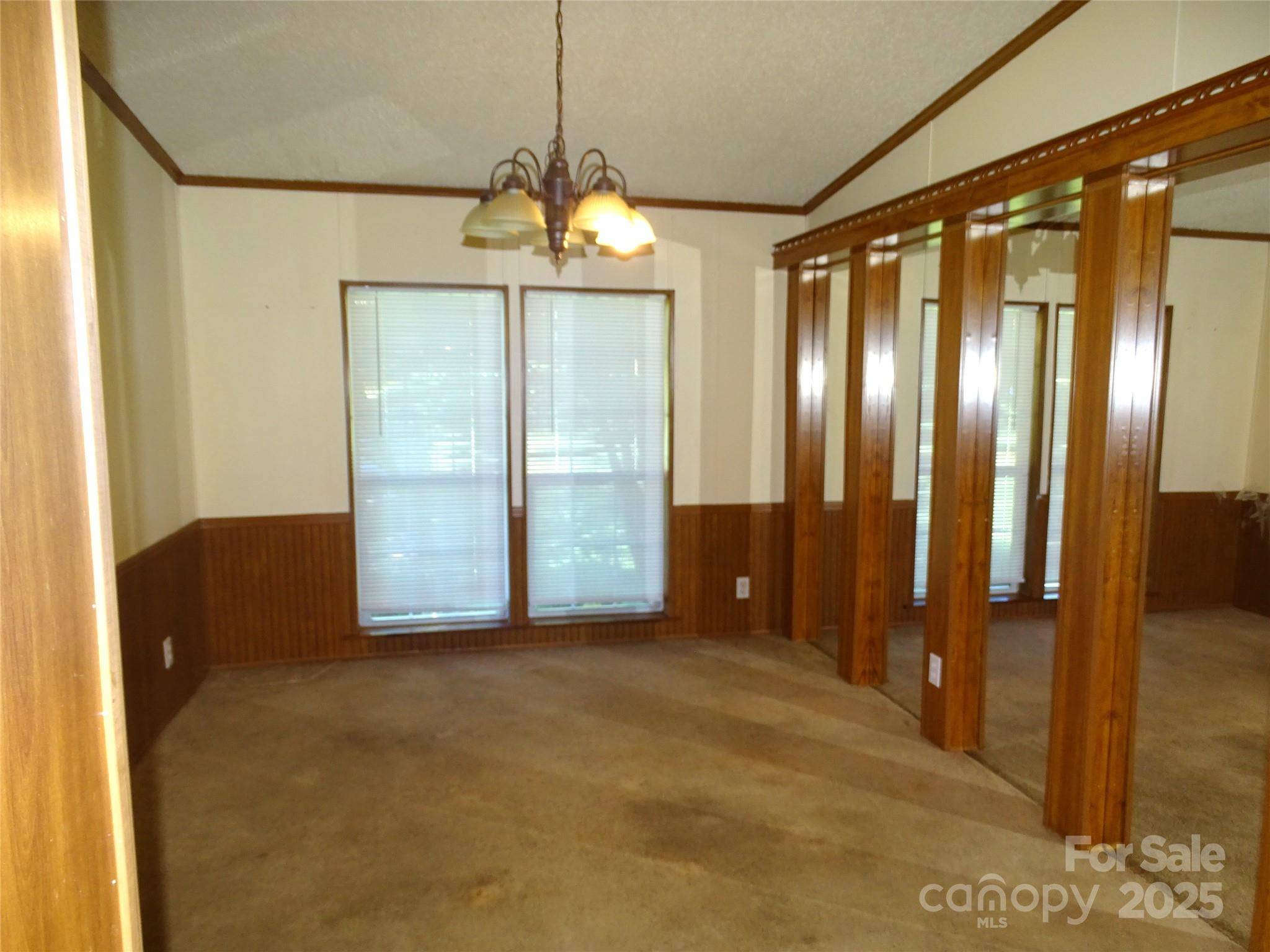 Winston Salem, NC 27107,113 Dillon ST
