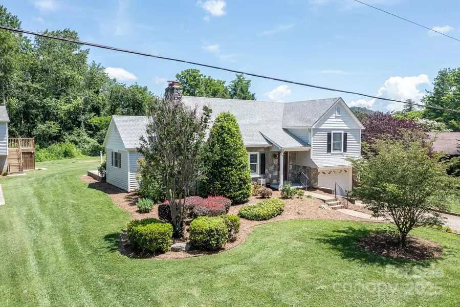 92 Winston AVE, Asheville, NC 28803
