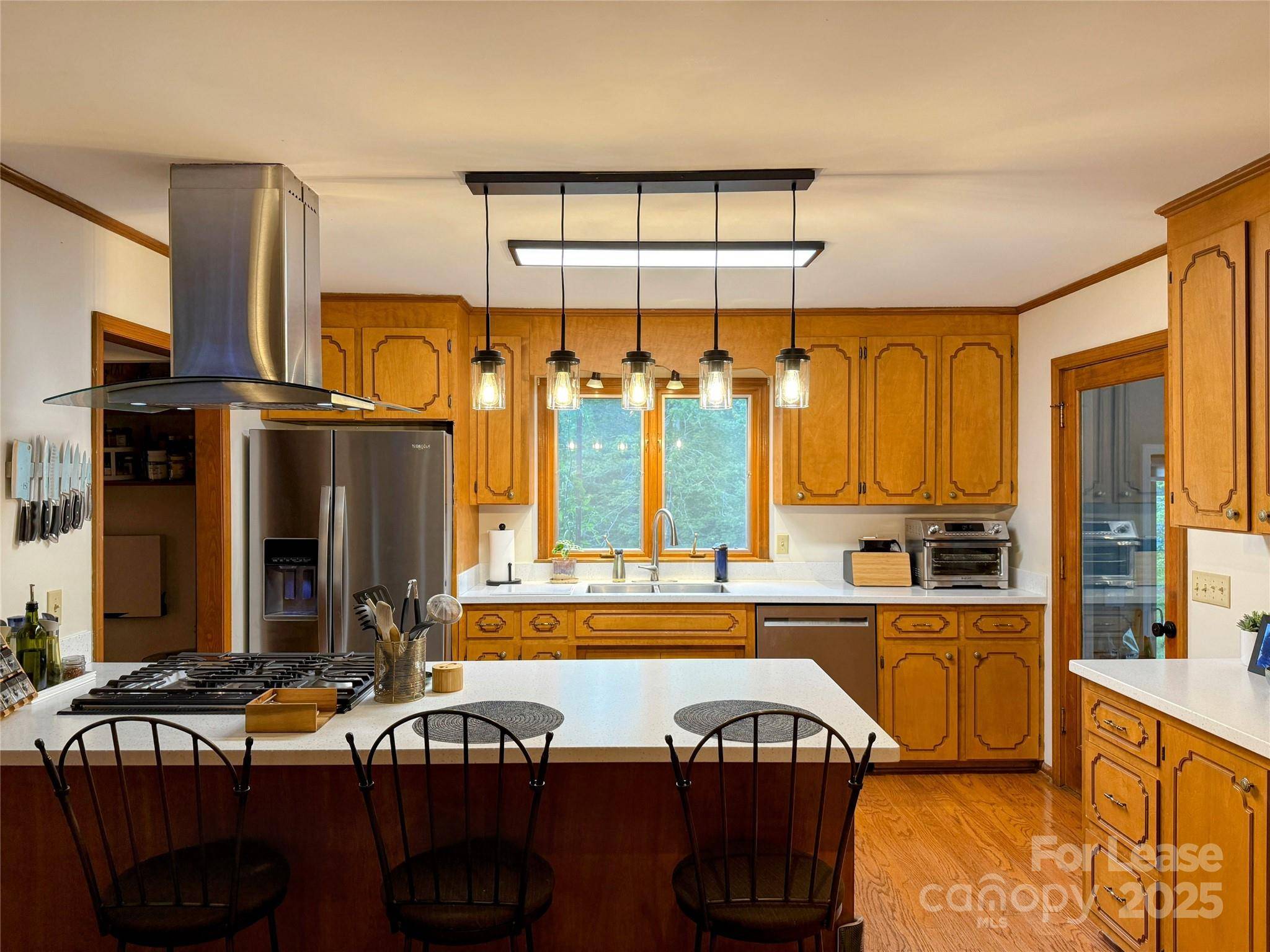 Tryon, NC 28782,550 S River RD