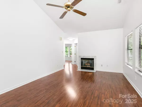 Asheville, NC 28803,111 Cimarron DR