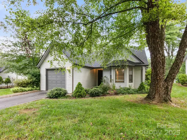 Asheville, NC 28803,111 Cimarron DR