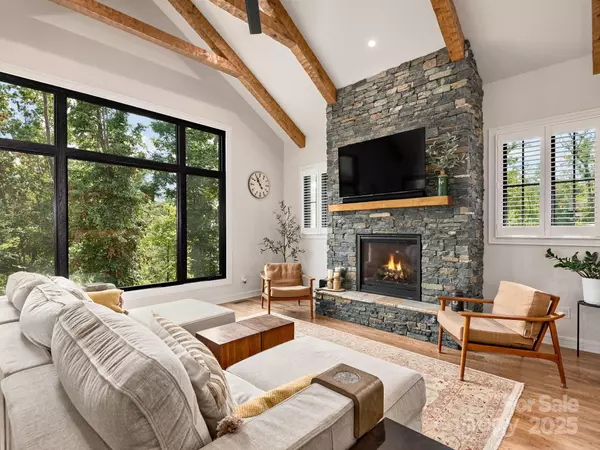 Asheville, NC 28805,138 Riverbend Forest DR
