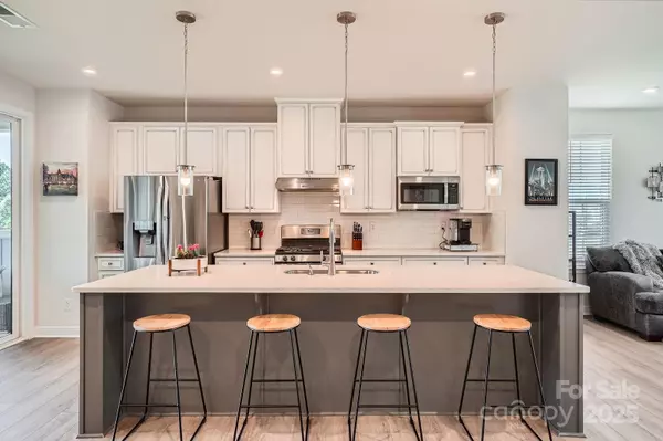 Huntersville, NC 28078,9729 Oaklawn BLVD NW