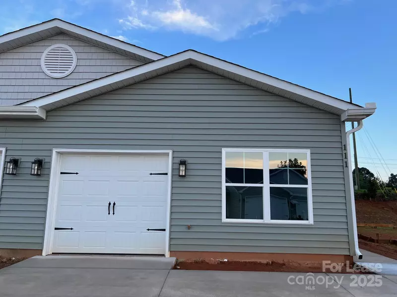 111 Brawley Villas PL, Mooresville, NC 28117