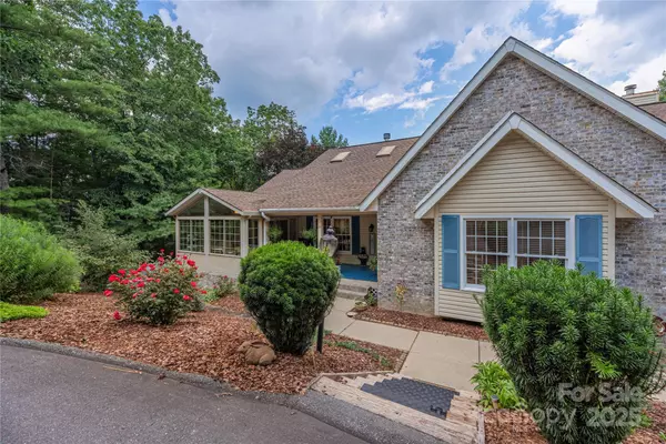 Asheville, NC 28803,24 Moriah LN