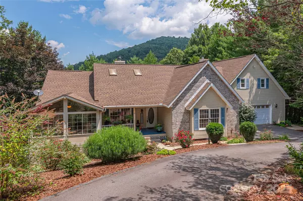 24 Moriah LN,  Asheville,  NC 28803