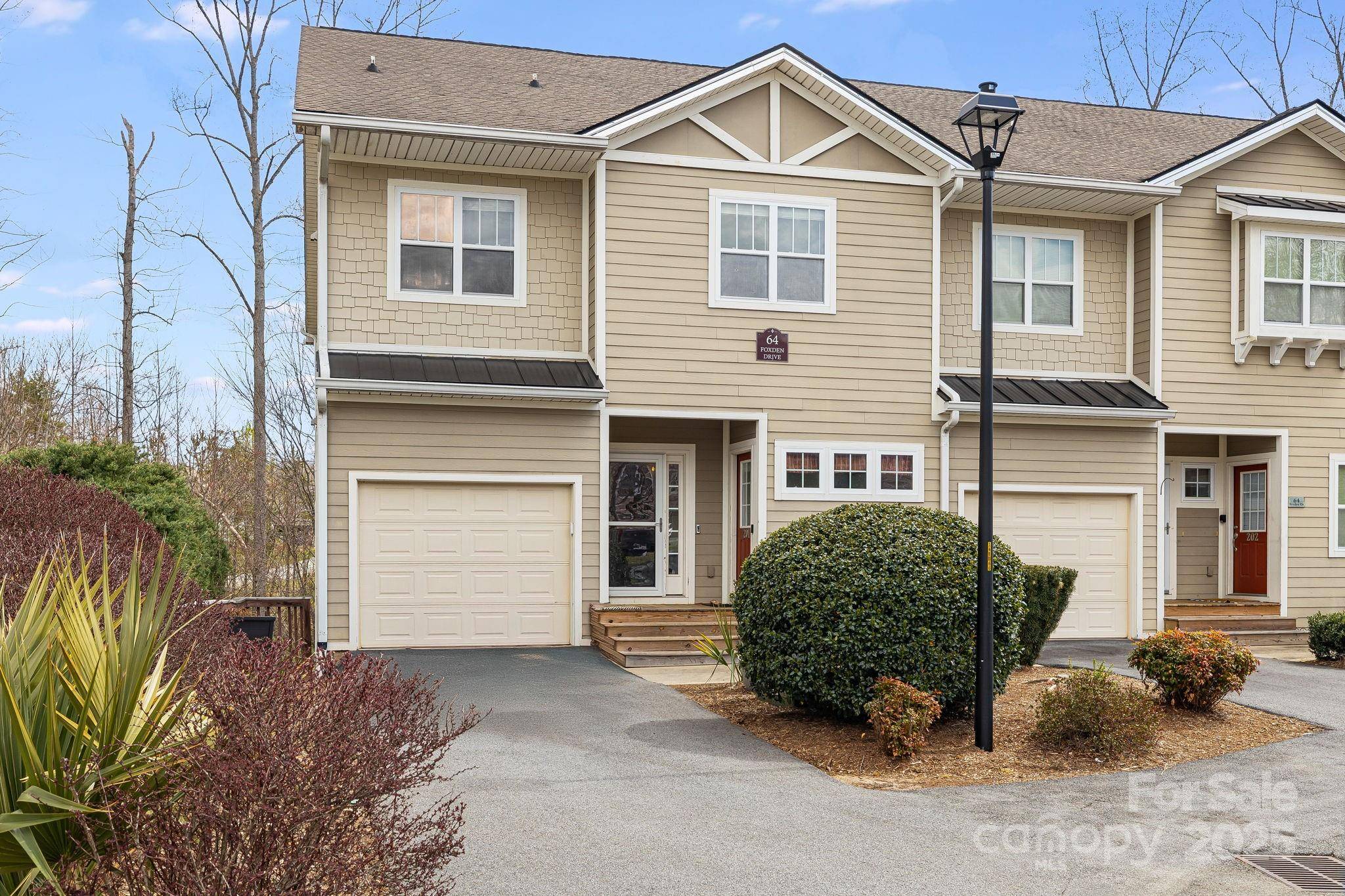 Fletcher, NC 28732,64 Foxden DR #201