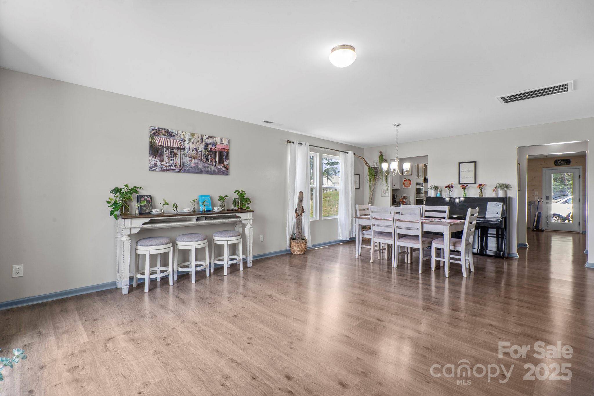 Albemarle, NC 28001,712 Coventry DR