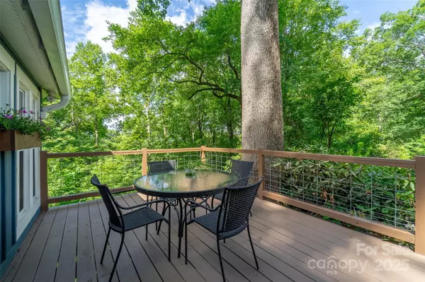 Sylva, NC 28779,590 Claude Cook RD