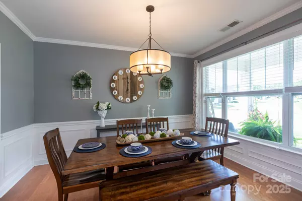 Charlotte, NC 28278,9826 Springholm DR